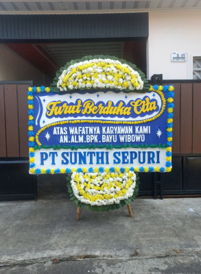 Papan Bunga Duka di Lombok Tengah