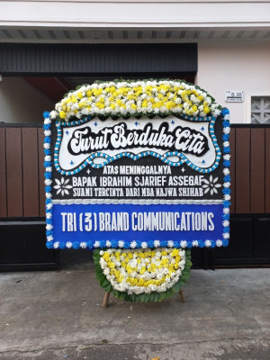 Papan Bunga Duka di Lombok Tengah